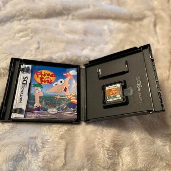 2/$45 Nintendo DS Phineas and Ferb 2008 Disney - Picture 4 of 8